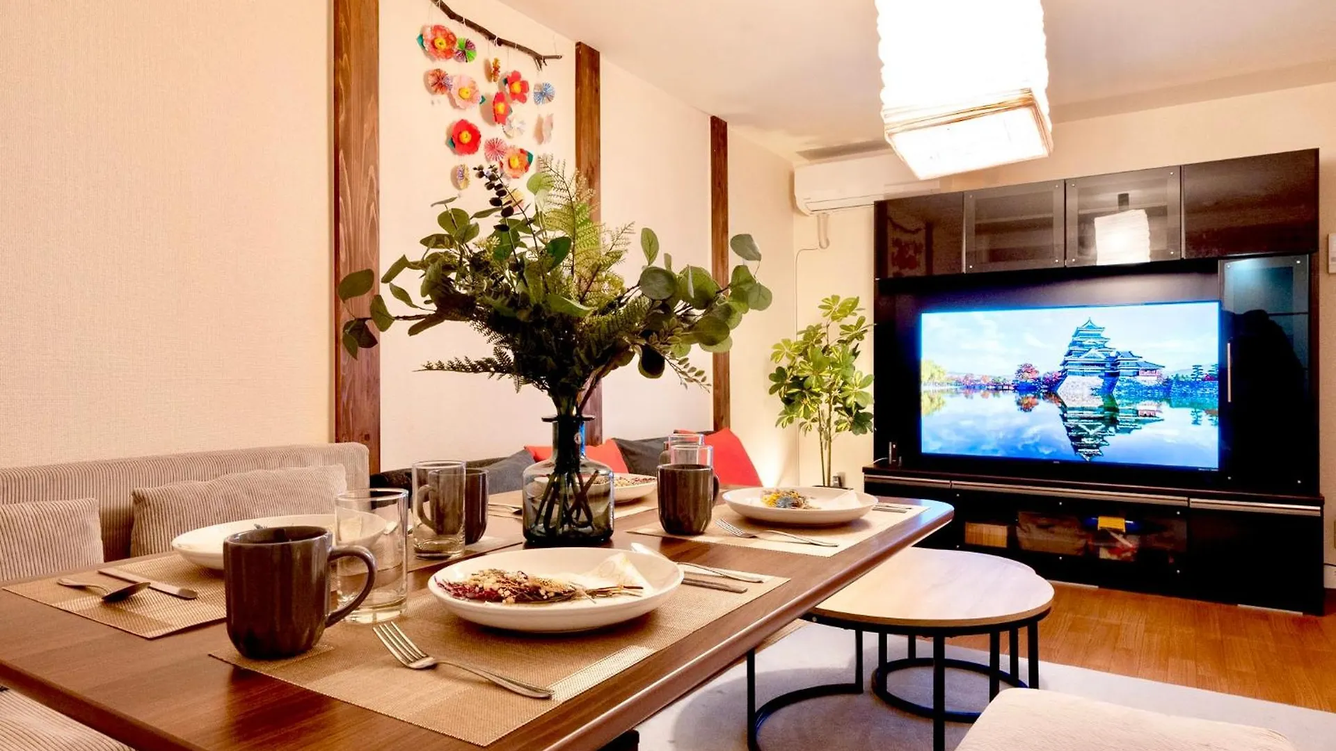 Kizuna 絆 - 5 Bedding In 2 Tatami Rooms, Max 11, 1 And A Half Bath Rooms, 30Min To Usj, Kaiyukan Aquarium & Namba, 12Min To Kyocera Dome, , Japanese Style Private House Rental 大阪市
