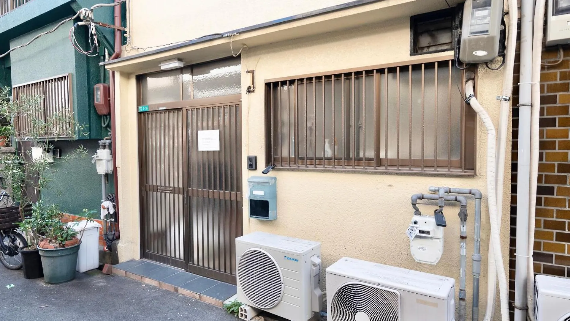 アパート Kizuna 絆 - 5 Bedding In 2 Tatami Rooms, Max 11, 1 And A Half Bath Rooms, 30Min To Usj, Kaiyukan Aquarium & Namba, 12Min To Kyocera Dome, , Japanese Style Private House Rental 大阪市