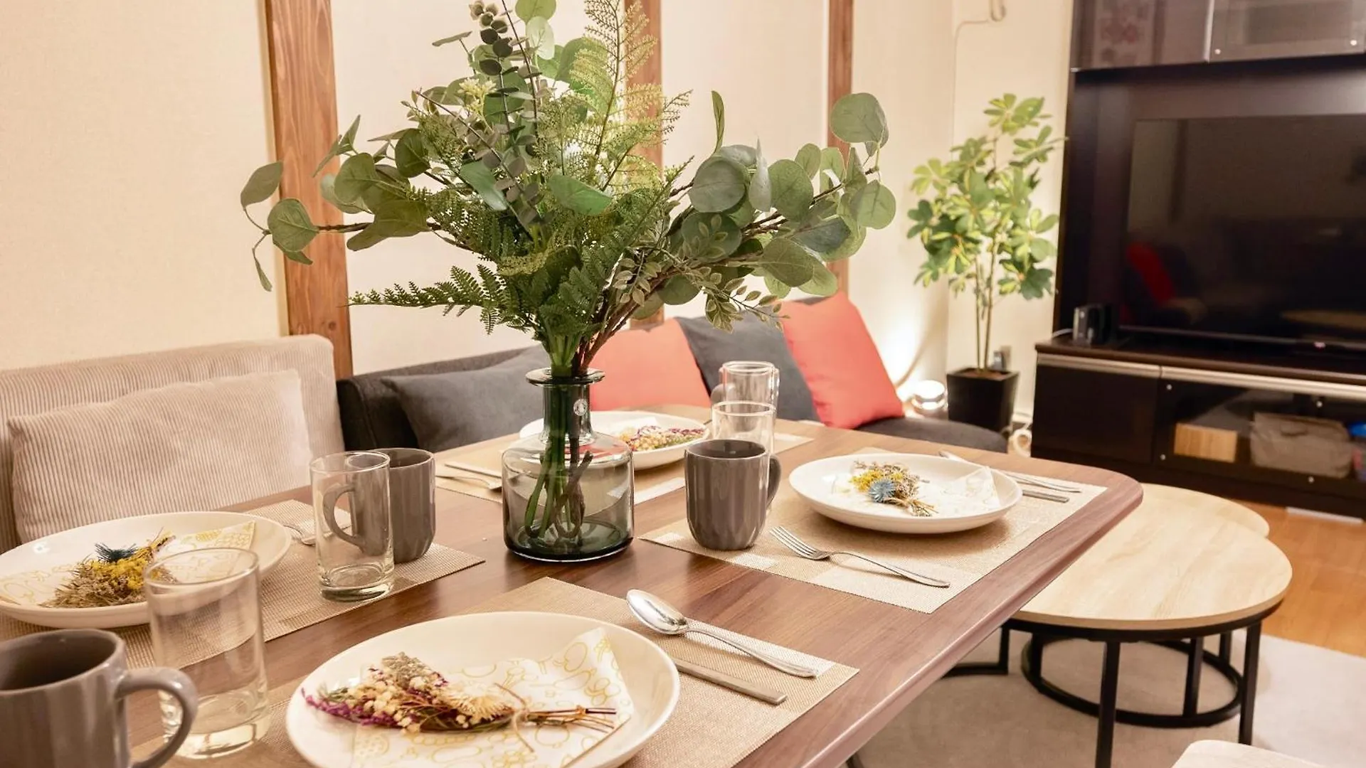 Kizuna 絆 - 5 Bedding In 2 Tatami Rooms, Max 11, 1 And A Half Bath Rooms, 30Min To Usj, Kaiyukan Aquarium & Namba, 12Min To Kyocera Dome, , Japanese Style Private House Rental Osaka Daire