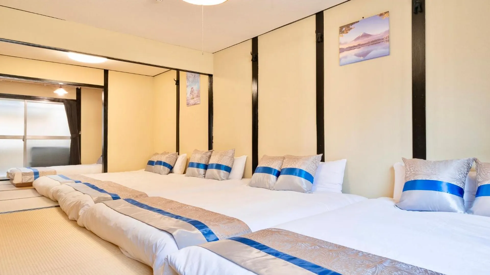 Kizuna 絆 - 5 Bedding In 2 Tatami Rooms, Max 11, 1 And A Half Bath Rooms, 30Min To Usj, Kaiyukan Aquarium & Namba, 12Min To Kyocera Dome, , Japanese Style Private House Rental Ósaka Apartmán