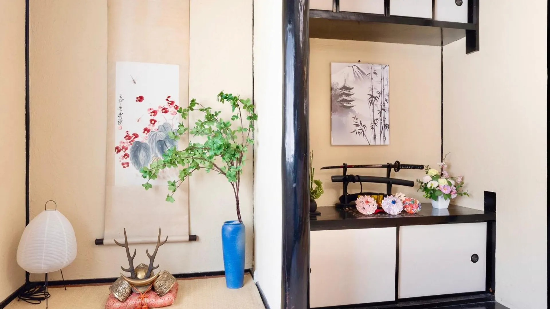 Apartmán Kizuna 絆 - 5 Bedding In 2 Tatami Rooms, Max 11, 1 And A Half Bath Rooms, 30Min To Usj, Kaiyukan Aquarium & Namba, 12Min To Kyocera Dome, , Japanese Style Private House Rental Ósaka Japonsko