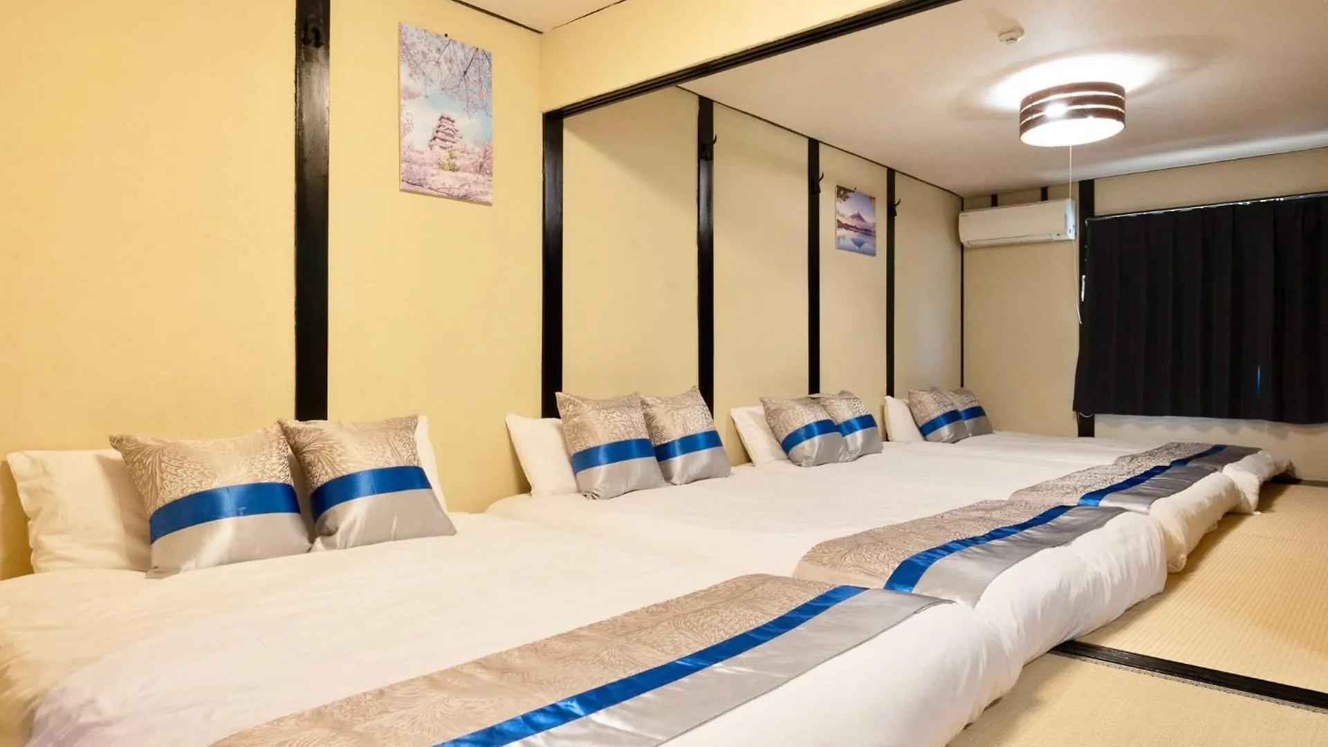 Apartmán Kizuna 絆 - 5 Bedding In 2 Tatami Rooms, Max 11, 1 And A Half Bath Rooms, 30Min To Usj, Kaiyukan Aquarium & Namba, 12Min To Kyocera Dome, , Japanese Style Private House Rental Ósaka